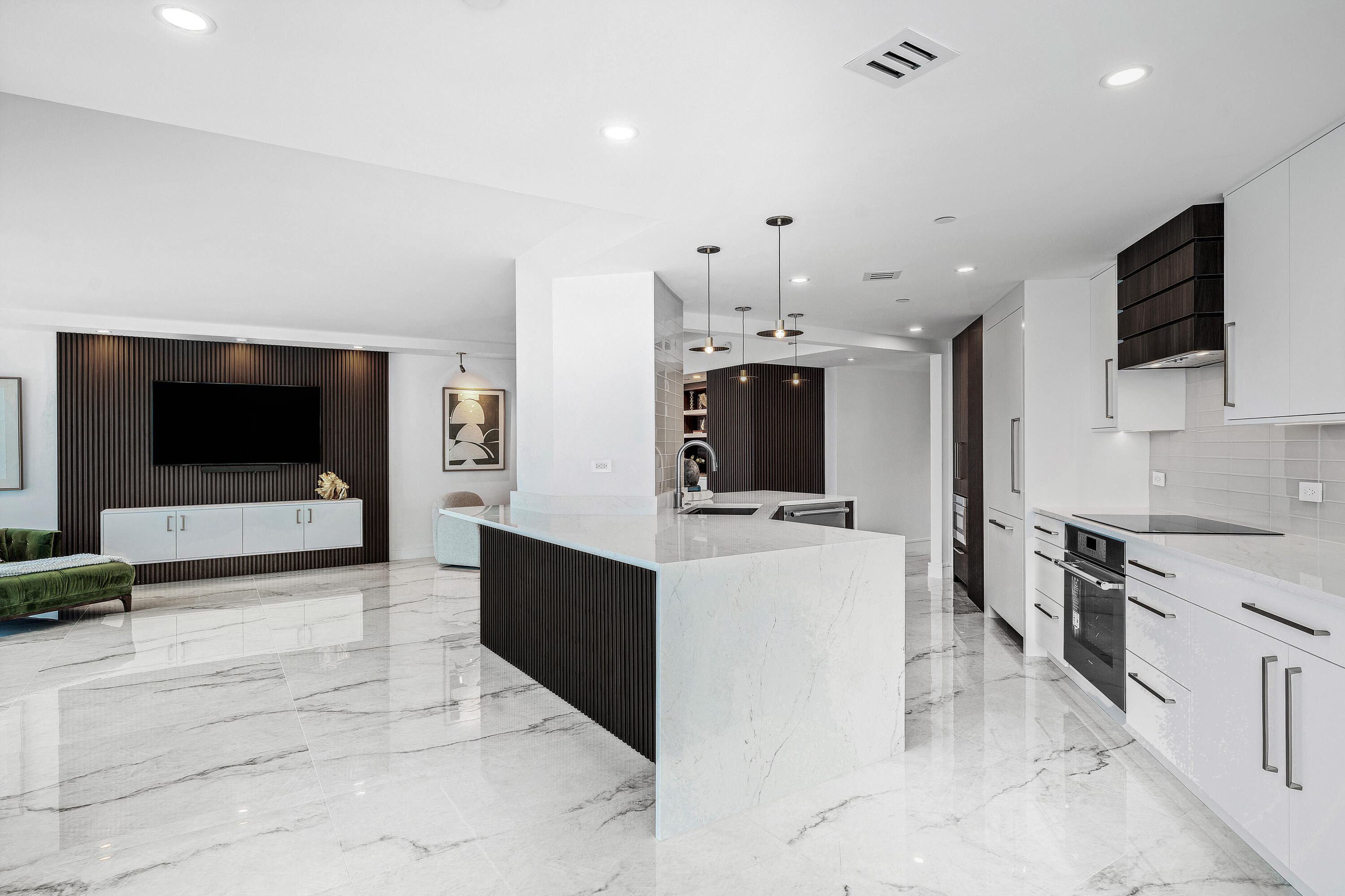 PLAZA OF THE PALM BEACHES CONDO - Residential