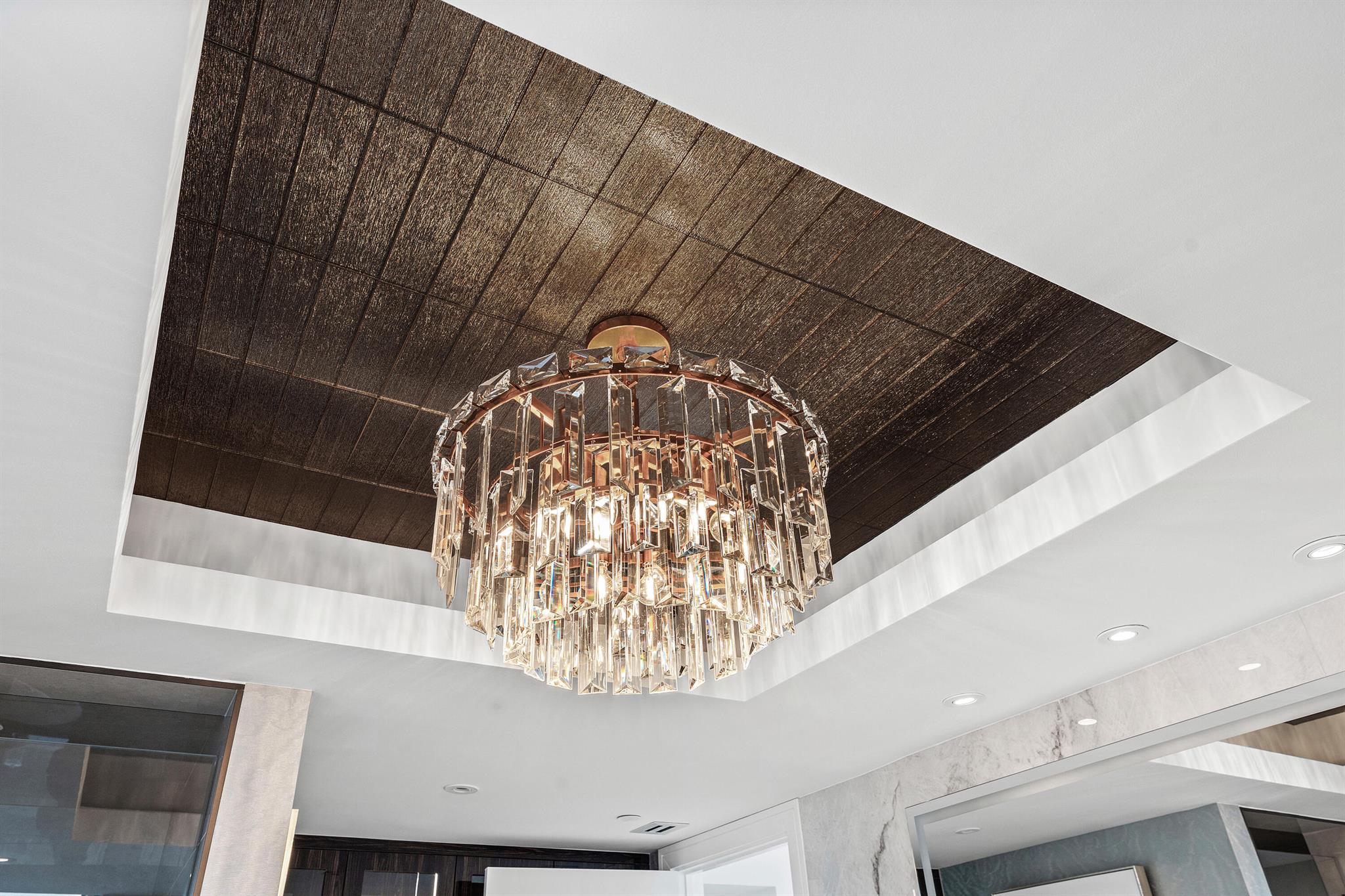 PLAZA OF THE PALM BEACHES - Residential