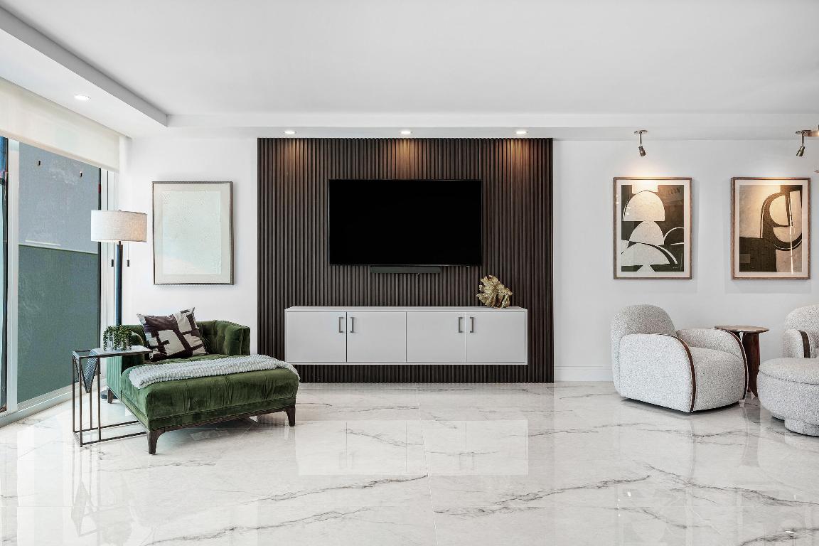 525 S Flagler Drive 15a