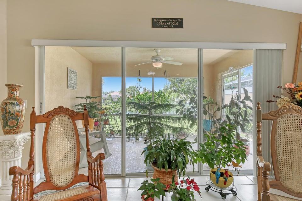 VILLAGEWALK OF WELLINGTON 4 - Residential Lease