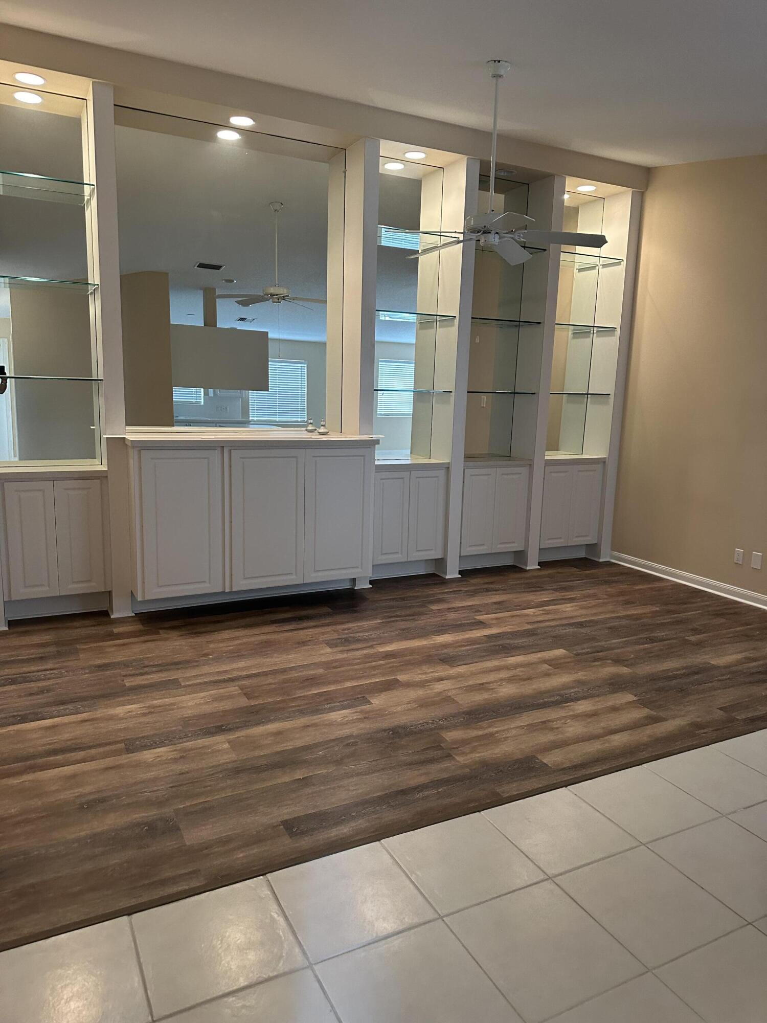 VILLAGEWALK OF WELLINGTON 4 - Residential Lease