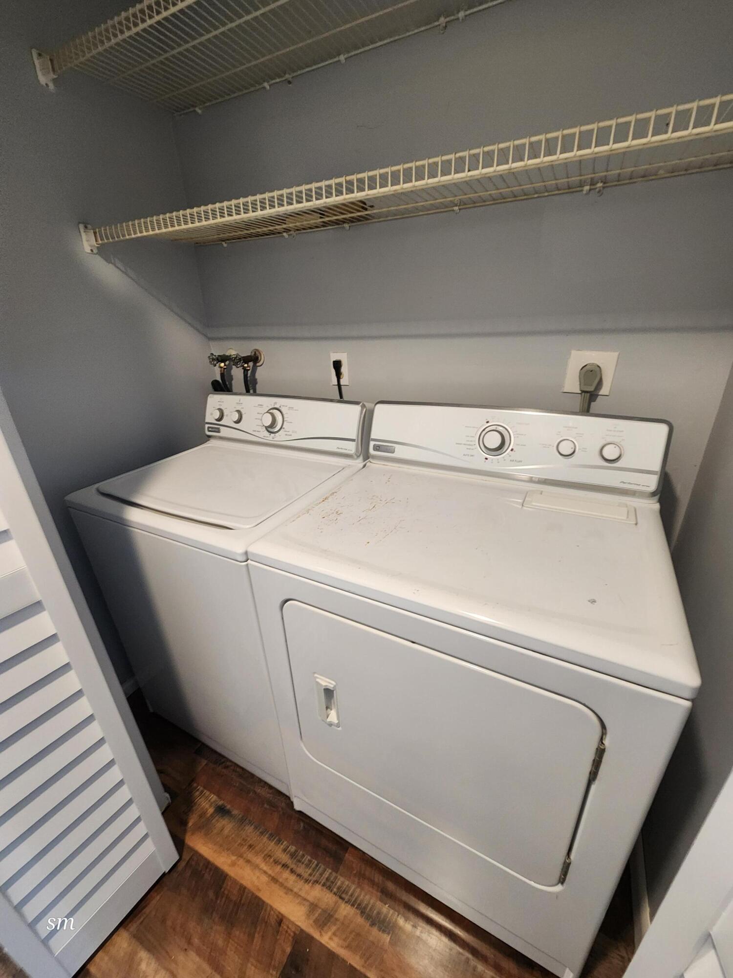 WESTVIEW CONDOMINIUM NO TWO - Residential Lease