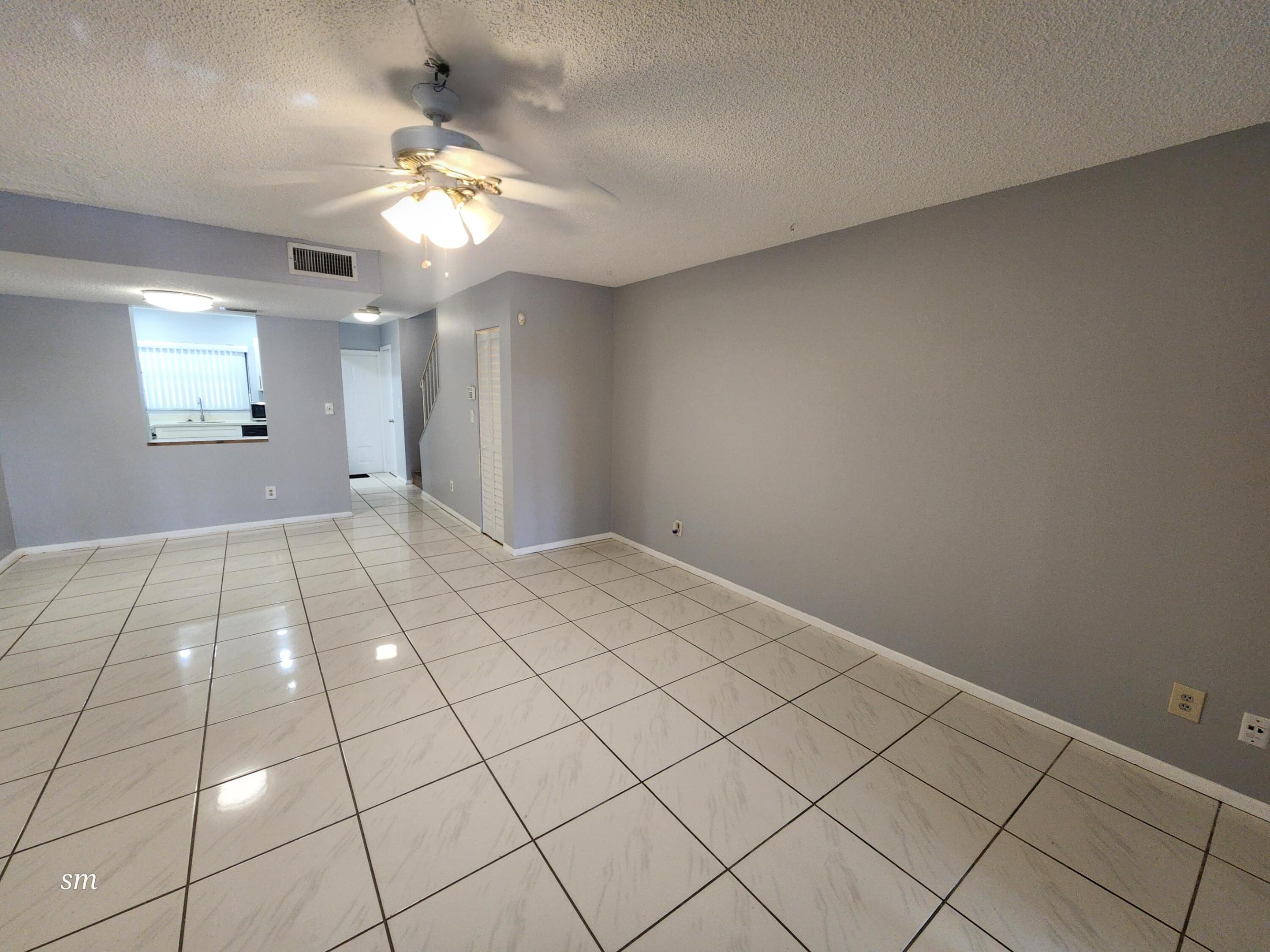 WESTVIEW CONDOMINIUM NO TWO - Residential Lease