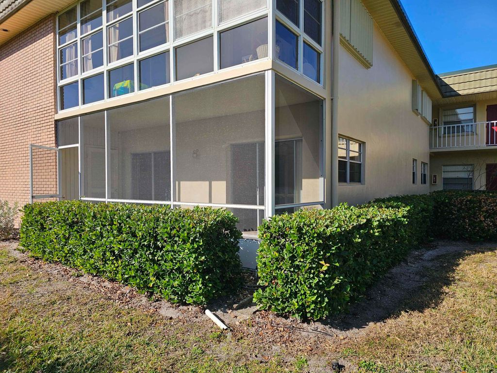 Photo of 27 Vista Gardens Trail #102, Vero Beach, FL 32962 (MLS # R11164767)