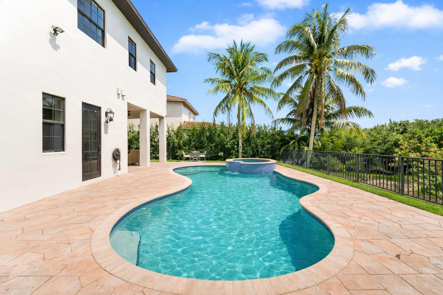 PARKLAND ESTATES 174 69 - Residential