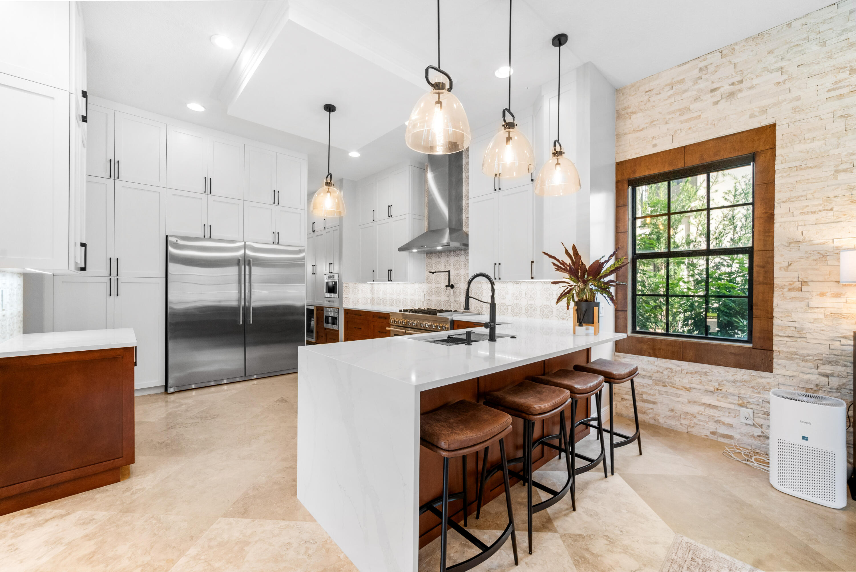 10221 Majestic Trail