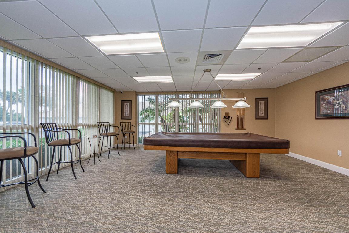 AQUANIQUE OCEAN CLUB, A CONDOMINIUM - Residential Lease