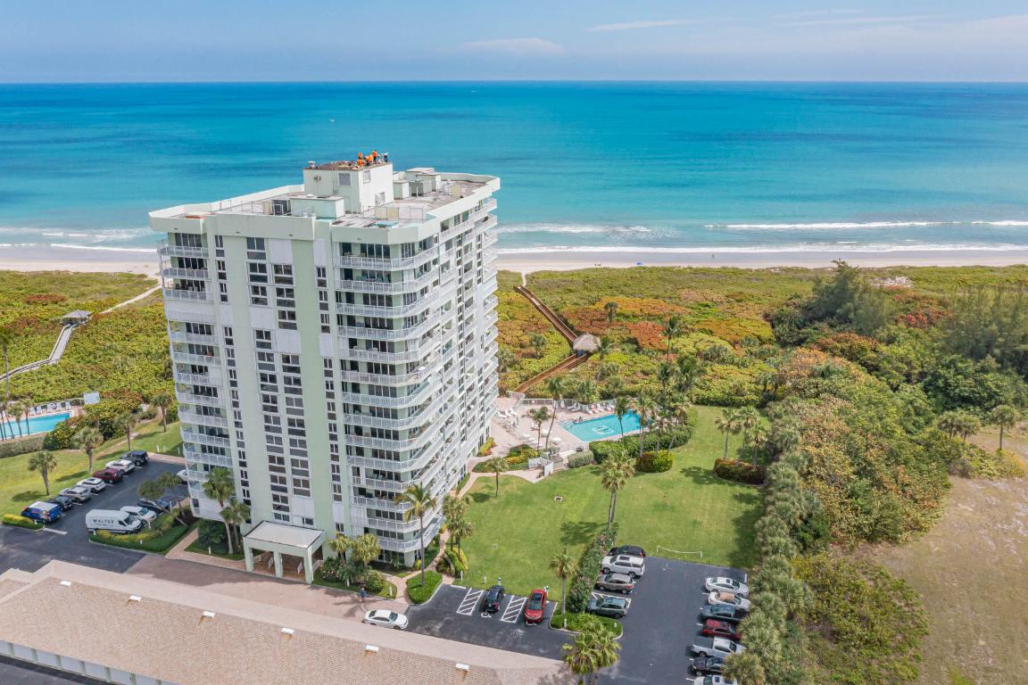 AQUANIQUE OCEAN CLUB, A CONDOMINIUM - Residential Lease