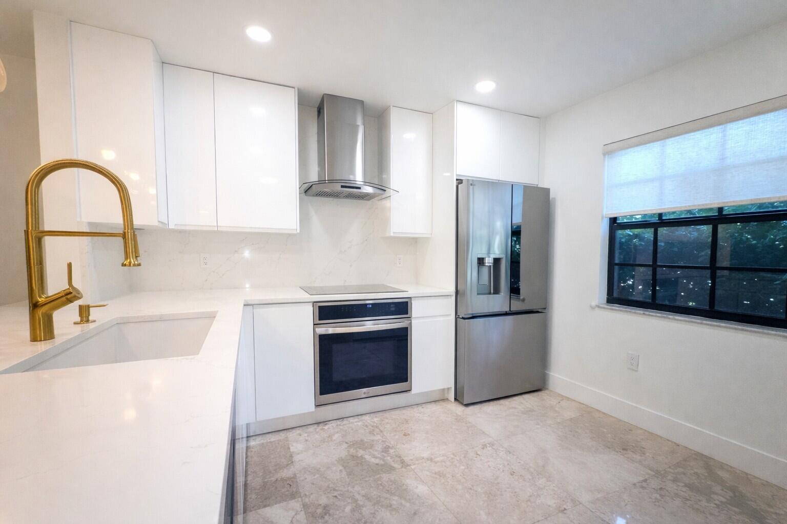 VILLAGE TOWNHOUSES-JACARANDA - Residential Lease