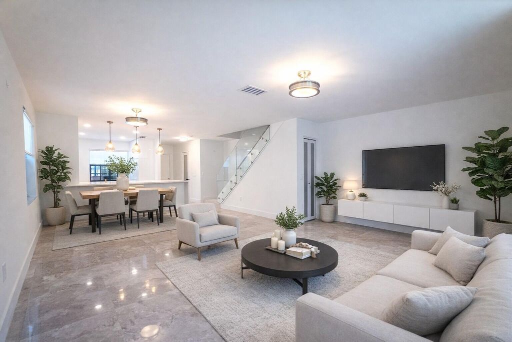 Photo of 576 Westree Lane, Plantation, FL 33324 (MLS # B26005945)