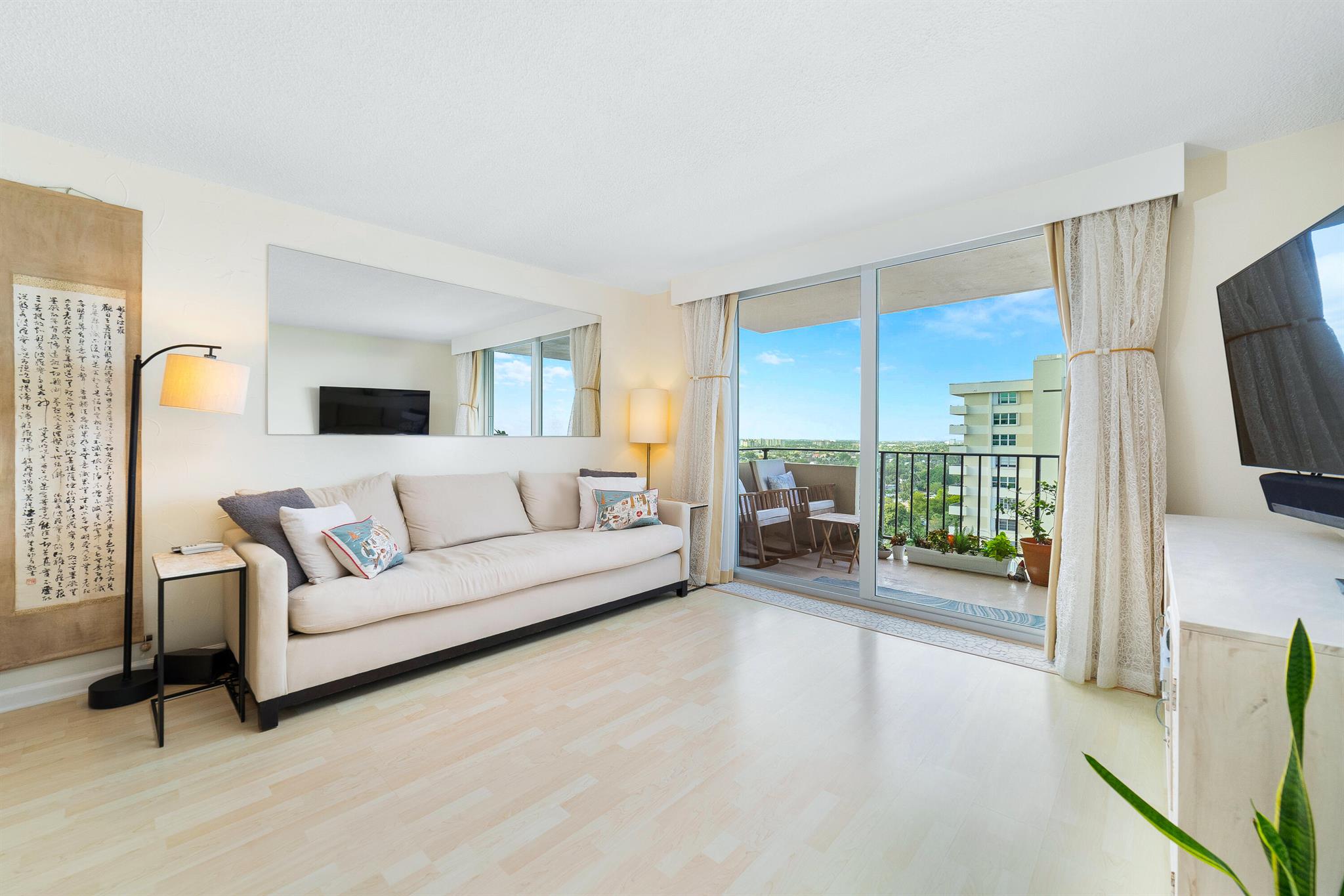 2000 S Ocean Boulevard 14b