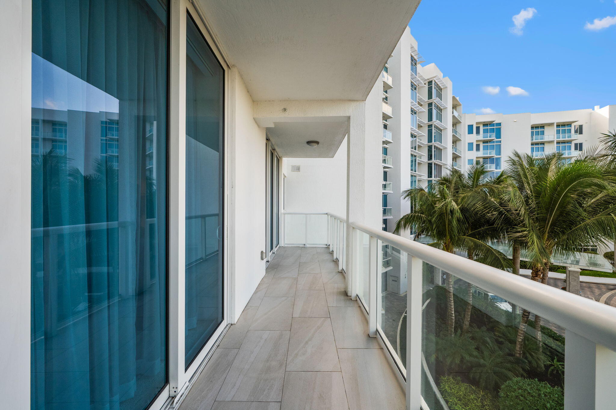 AKOYA AT BOCA WEST COUNTRY CLUB CONDO - Residential