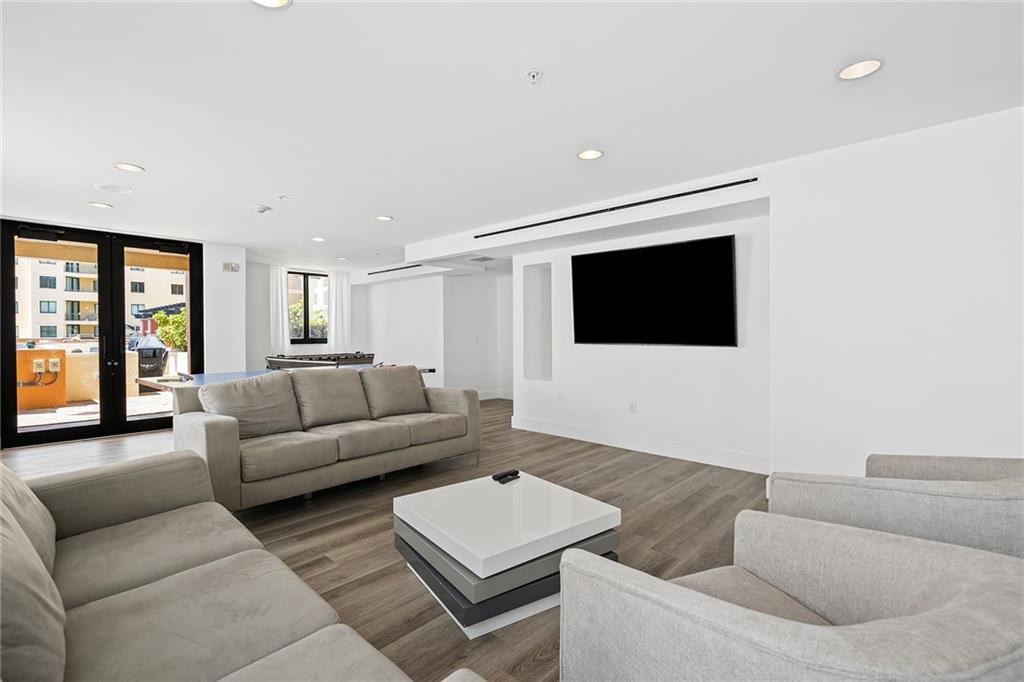 Waverly At Las Olas Condo - Residential