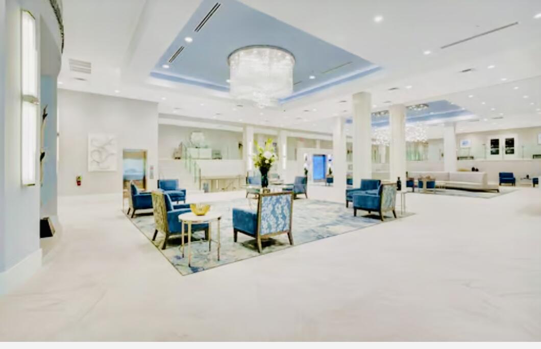 HUNTINGTON POINTE - Residential