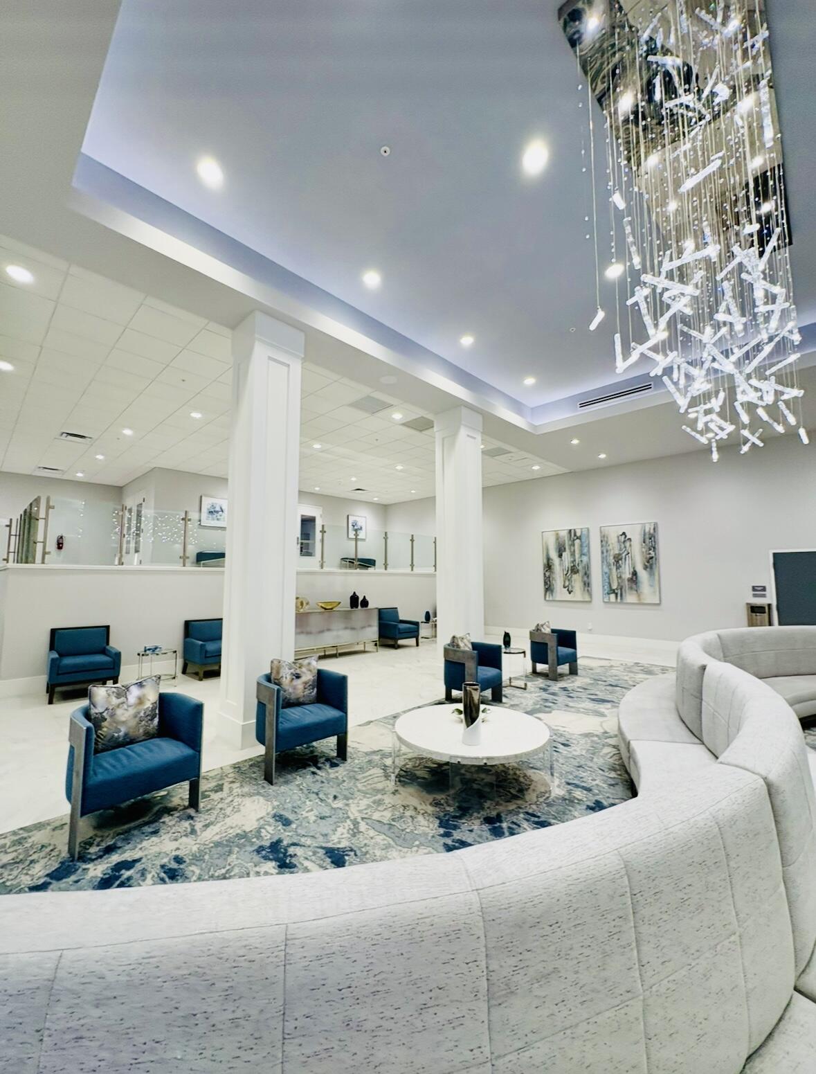 HUNTINGTON POINTE - Residential