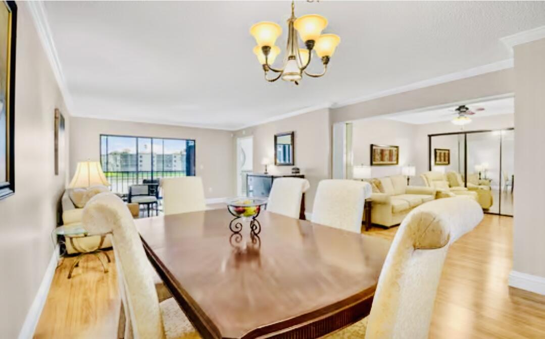 HUNTINGTON POINTE - Residential