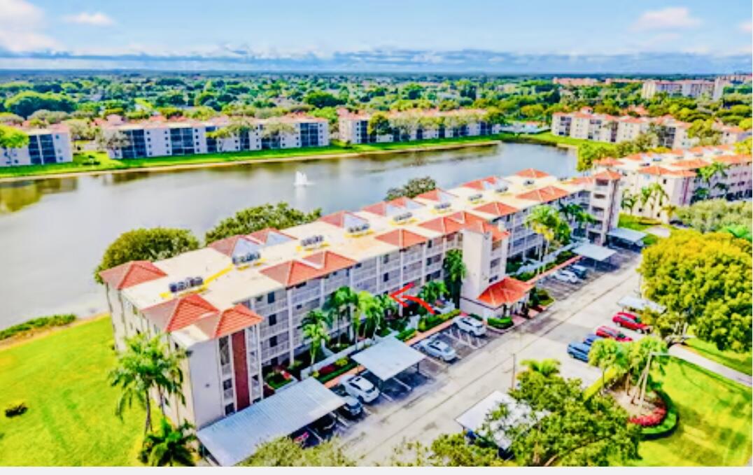 HUNTINGTON POINTE - Residential