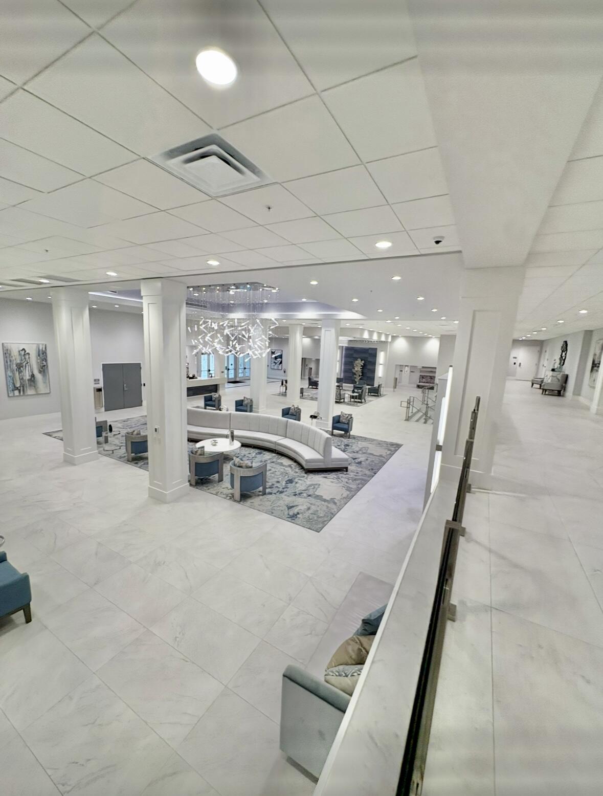 HUNTINGTON POINTE - Residential