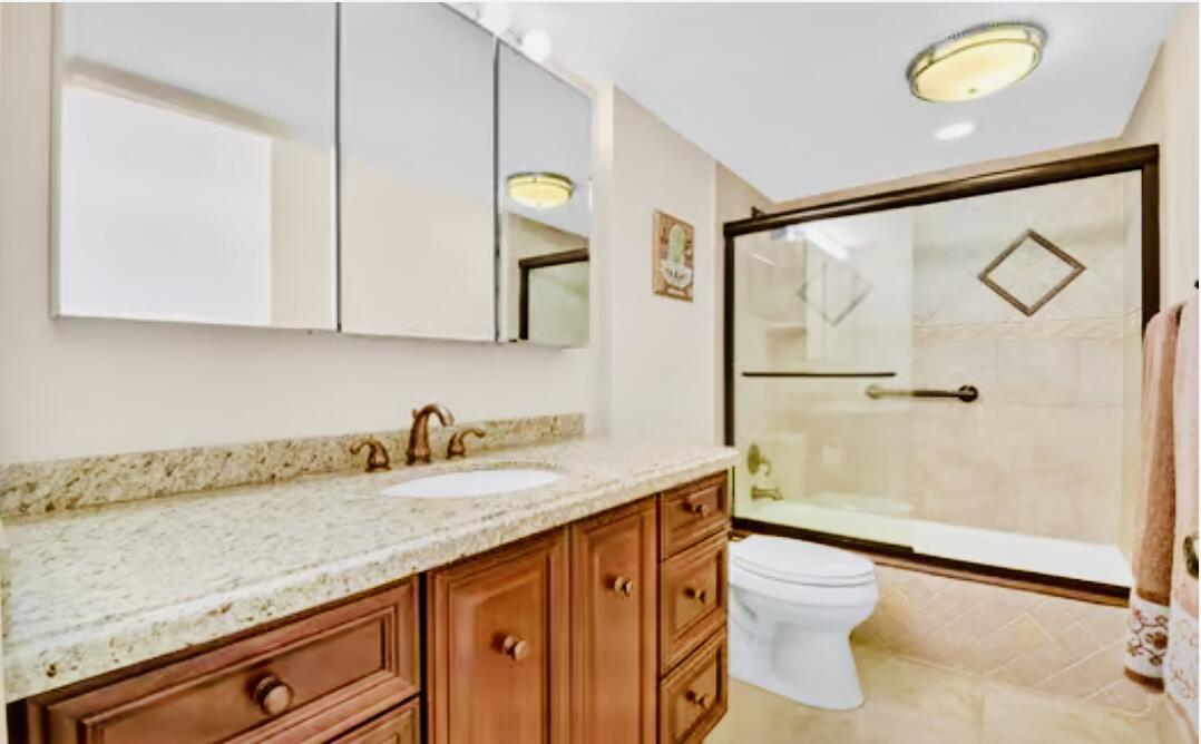 HUNTINGTON POINTE - Residential