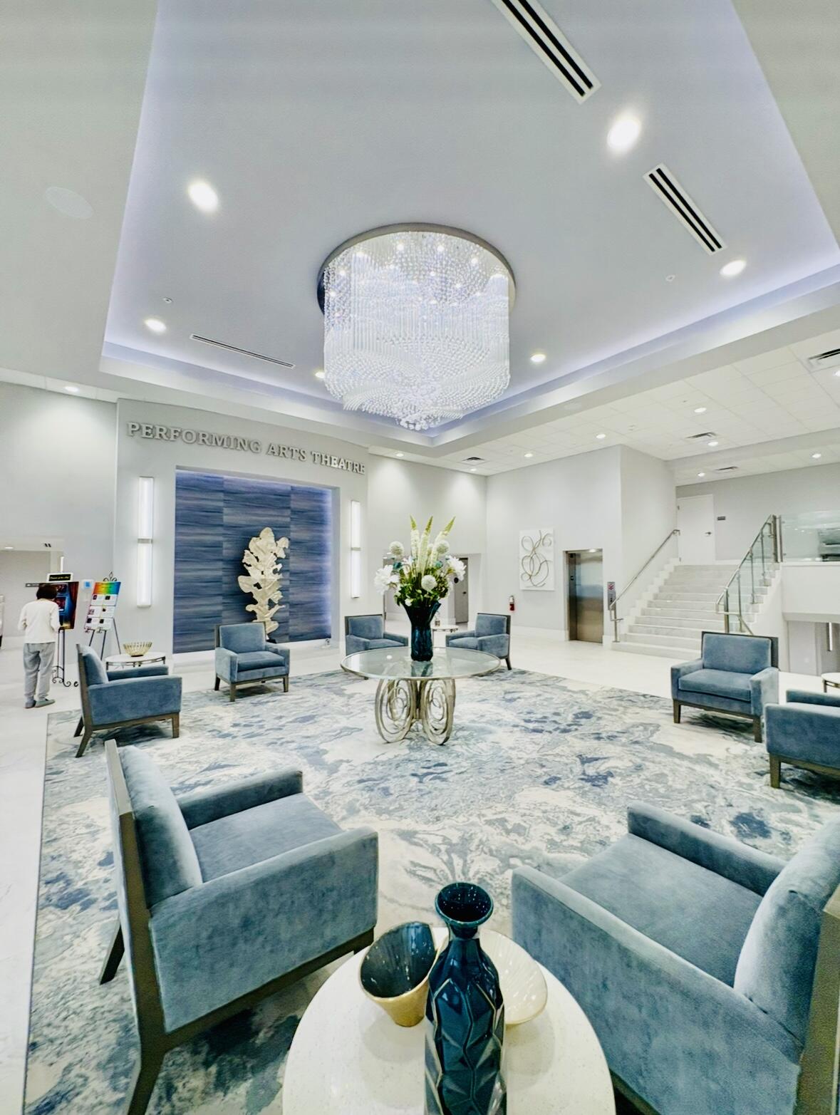 HUNTINGTON POINTE - Residential