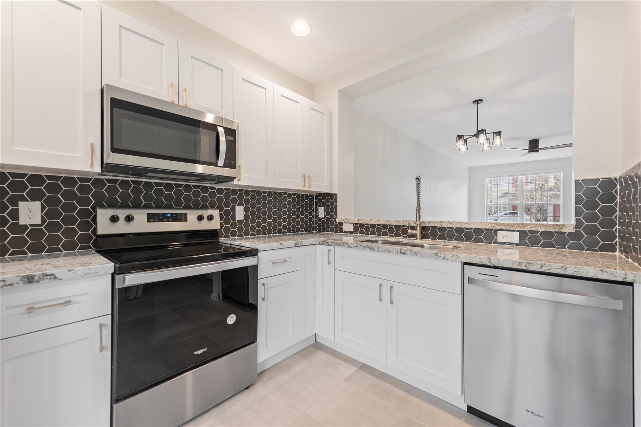 PARK PLACE AT PLANTA - Residential