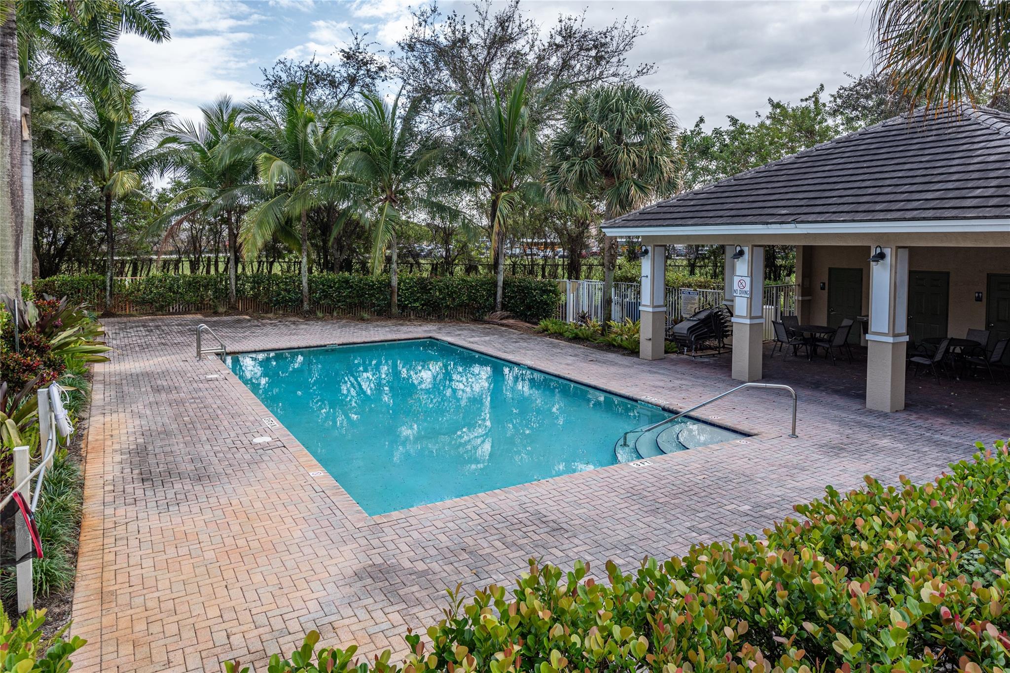 PARK PLACE AT PLANTA - Residential