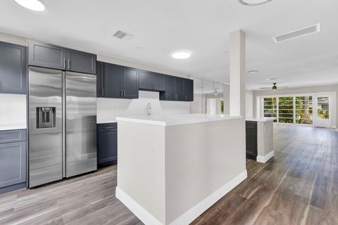 13915 Via Aurora Apt D Delray Beach FL 33484