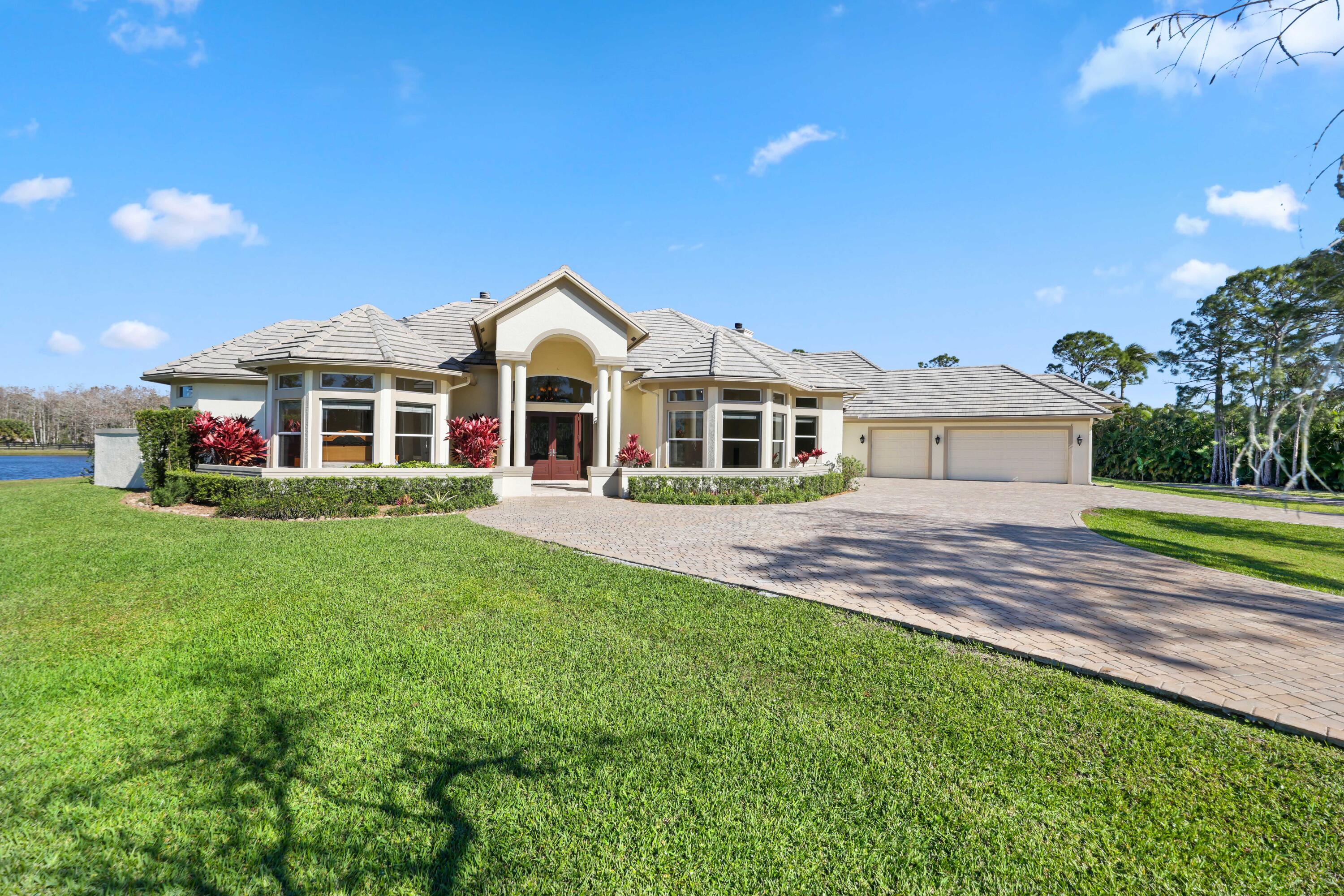 11581 Manatee Terrace