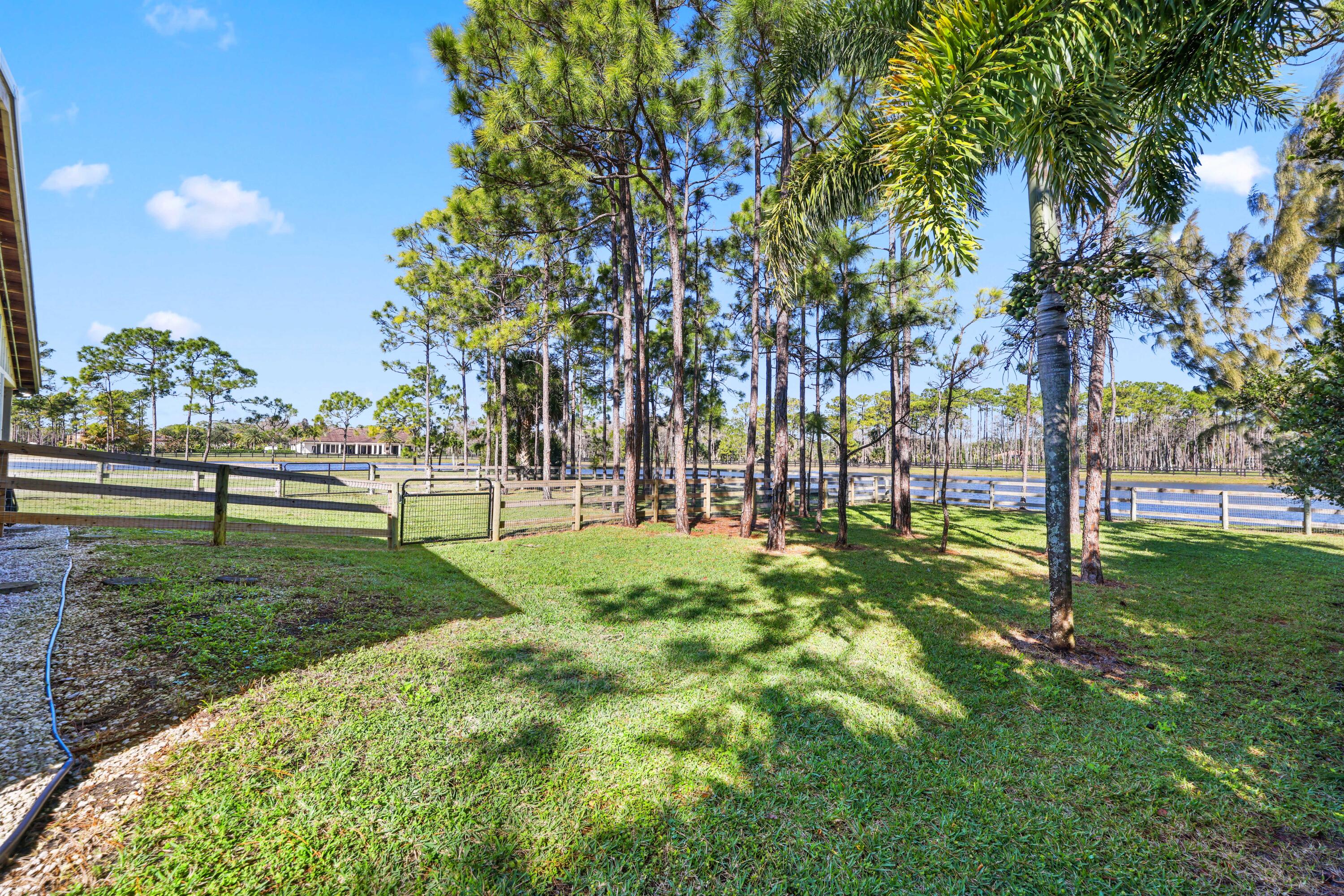 HOMELAND - Residential