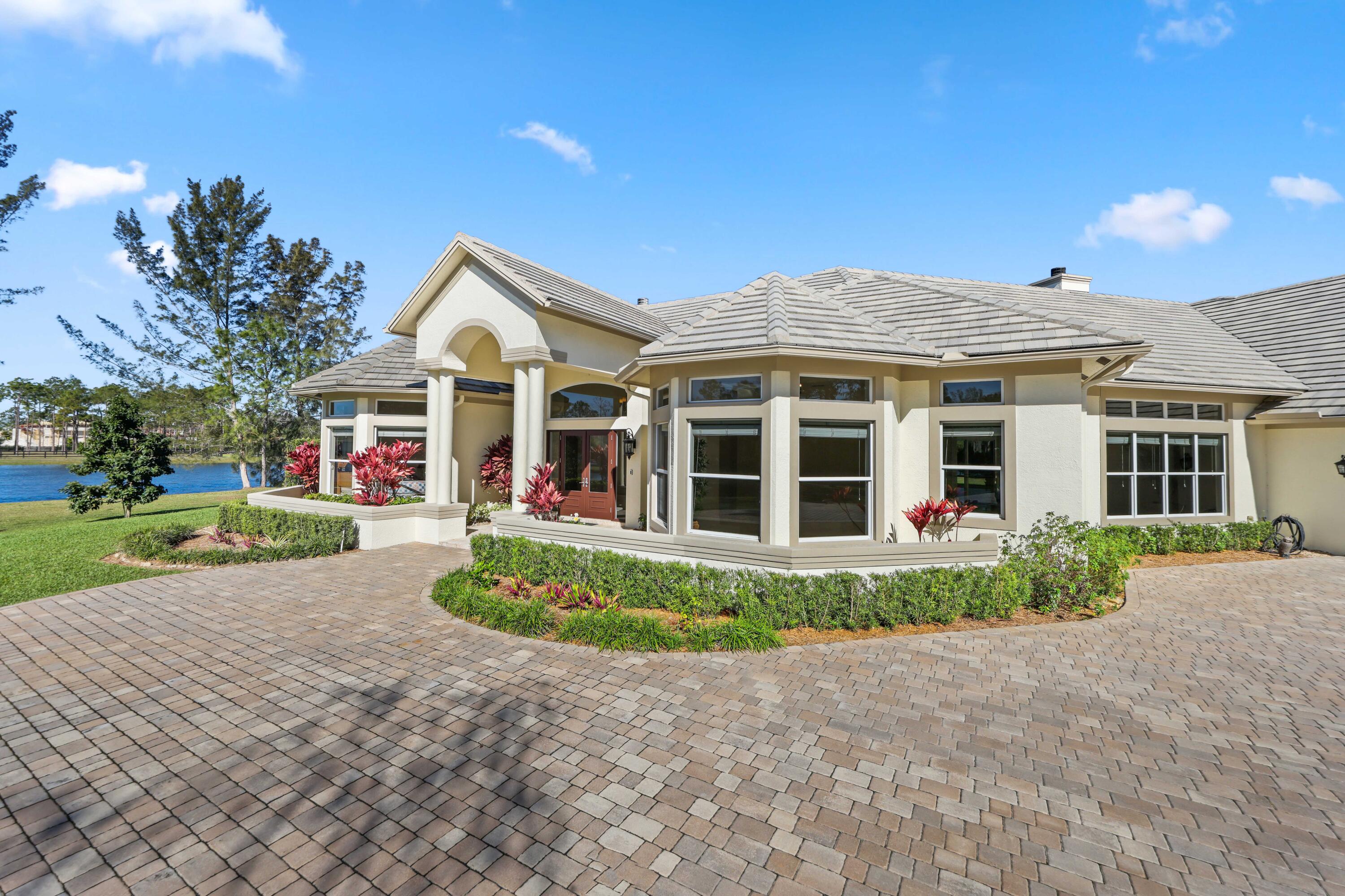 11581 Manatee Terrace