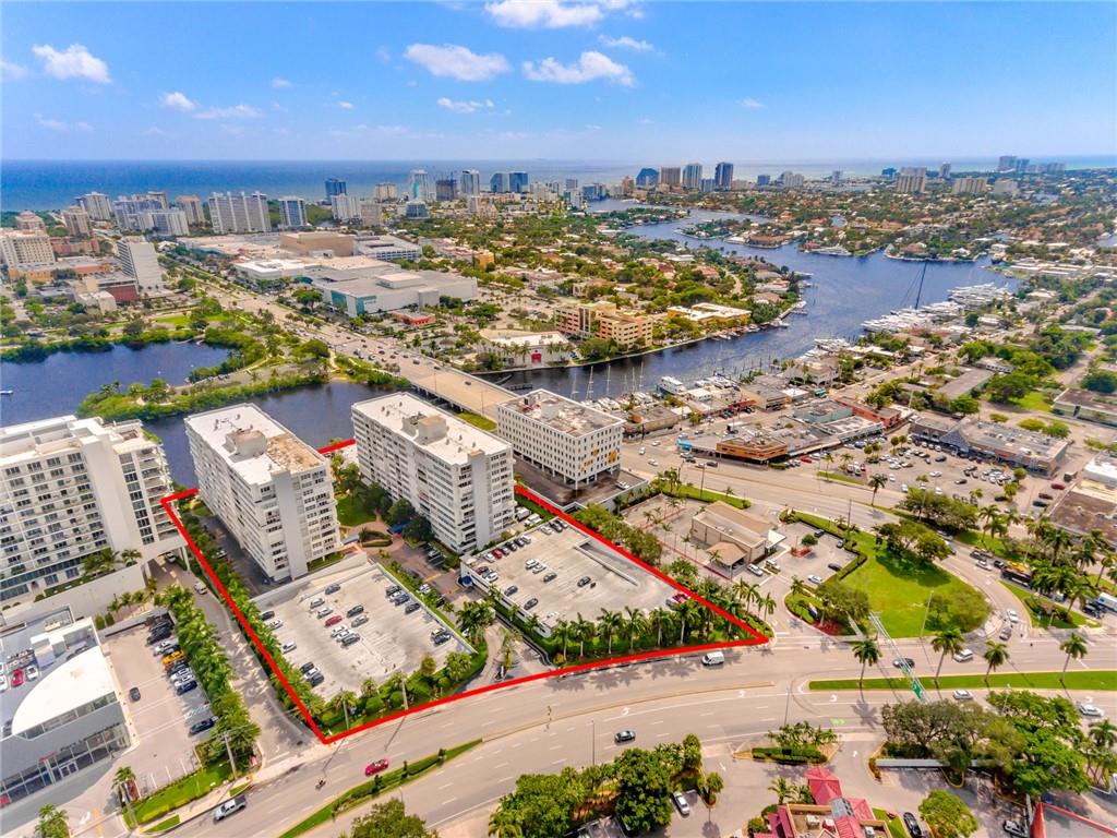 EAST POINT TOWERS - Residential