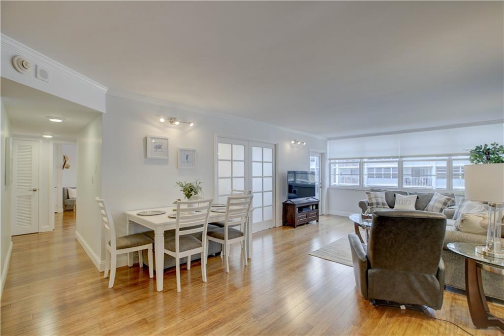 EAST POINT TOWERS - Residential