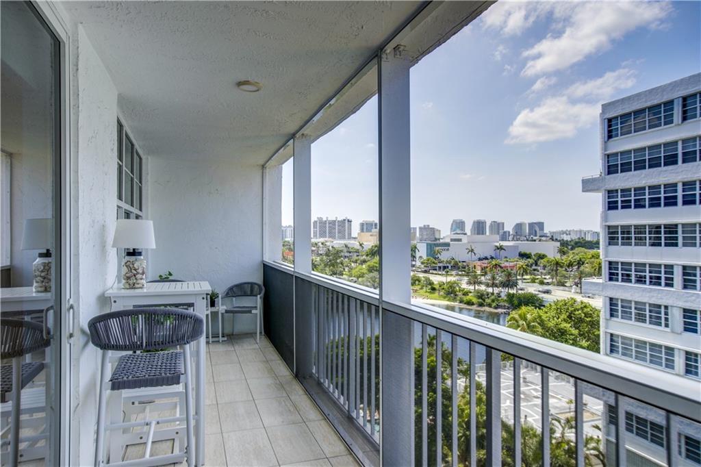 EAST POINT TOWERS - Residential