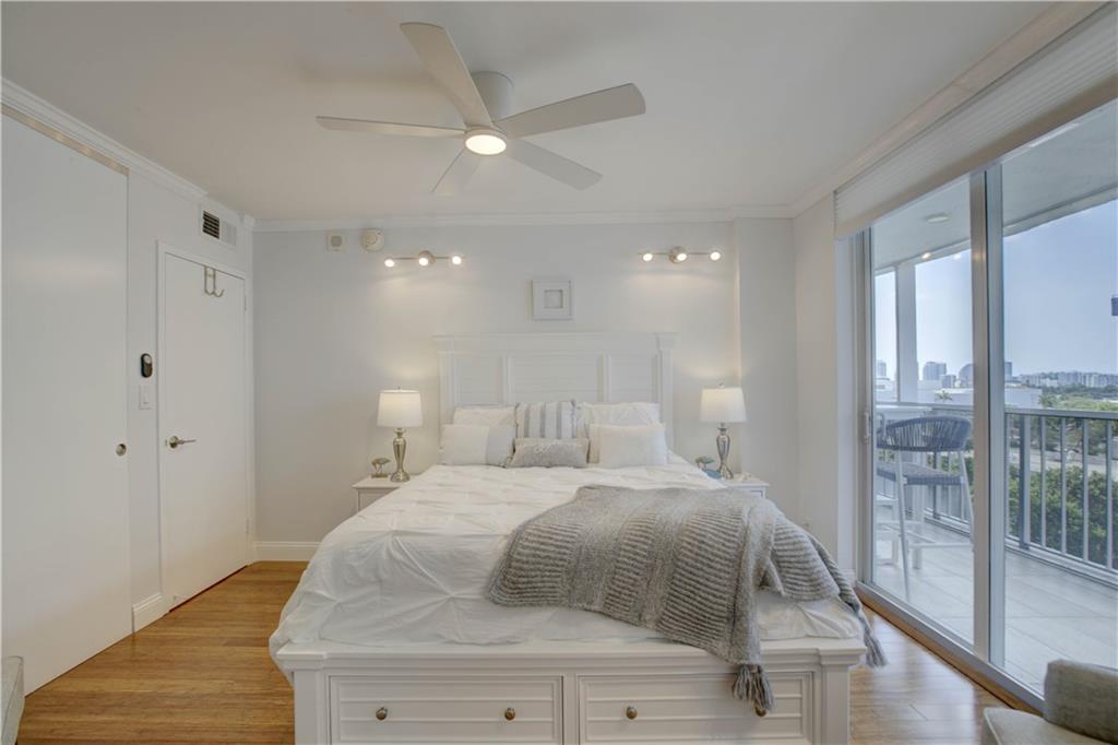 EAST POINT TOWERS - Residential