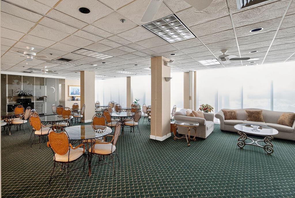 AQUARIUS CONDO - Residential