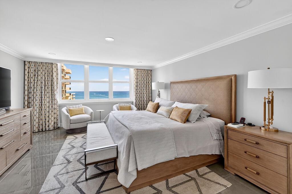 AQUARIUS CONDO - Residential