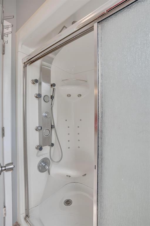 FRENCH LEAVE WEST CONDO - Residential Lease