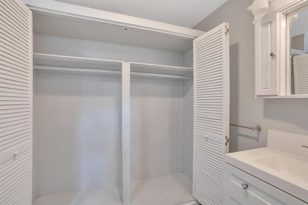 FRENCH LEAVE WEST CONDO - Residential Lease
