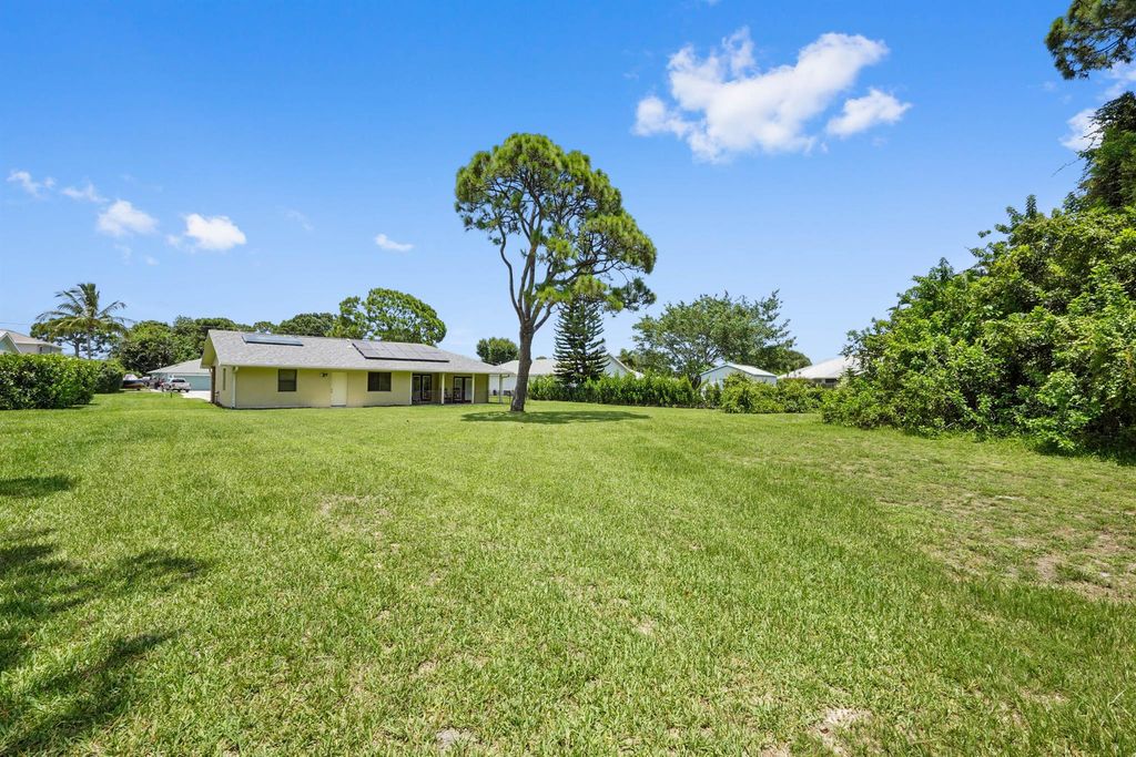 Photo of 2586 SE Jason Avenue, Port Saint Lucie, FL 34952 (MLS # R11106842)
