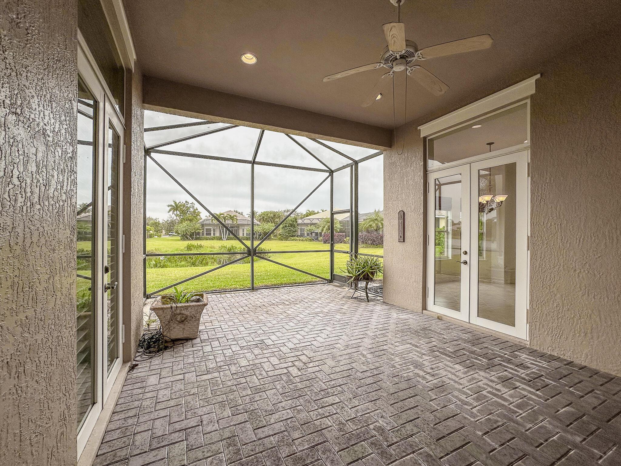 RIVERWIND - Residential