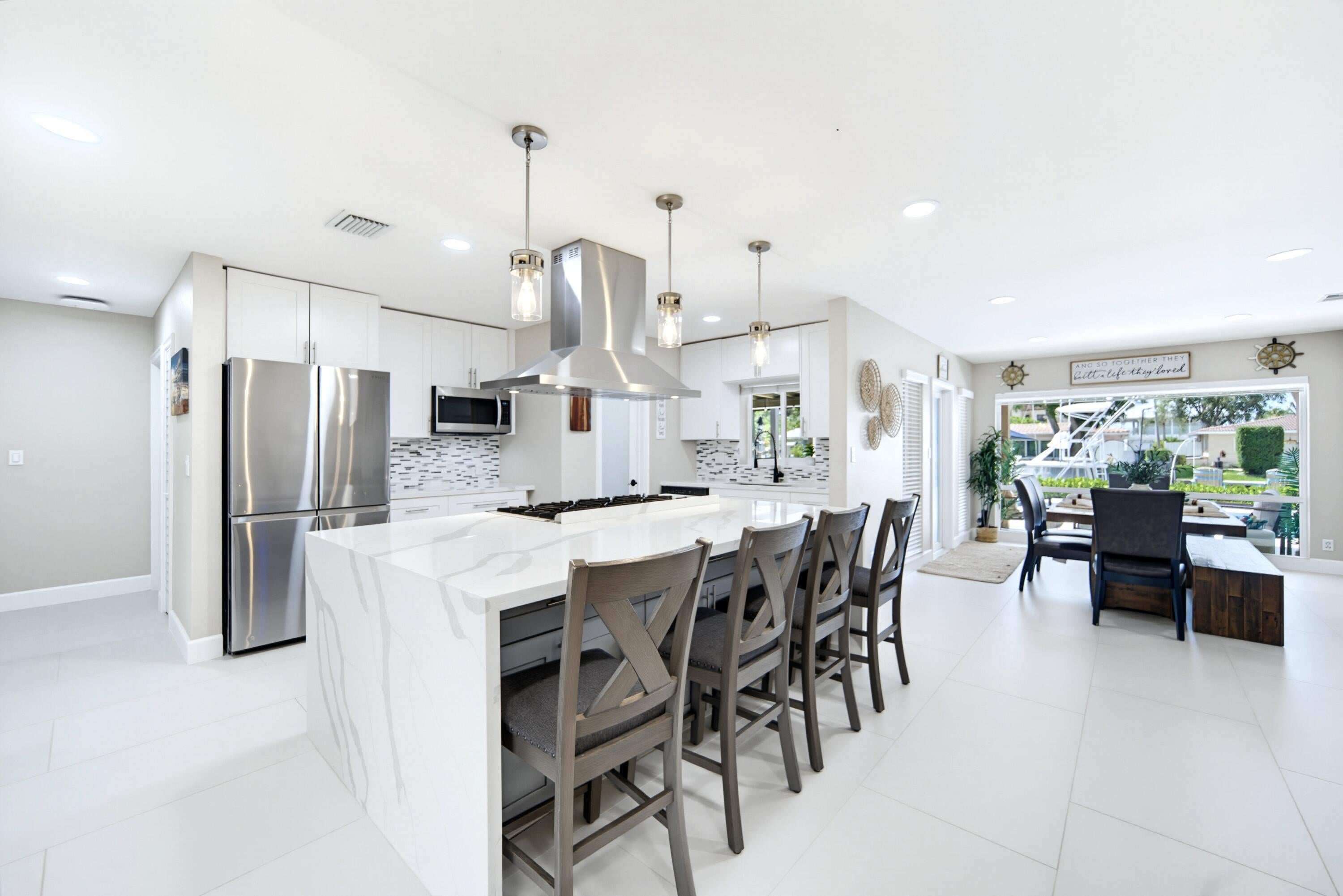 2360 SE 13TH Court