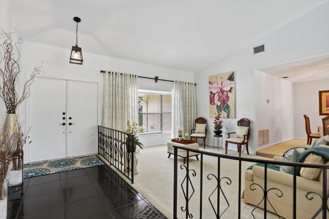 PINE RIDGE - Residential