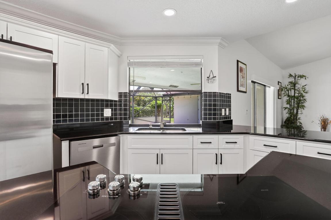 PINE RIDGE - Residential