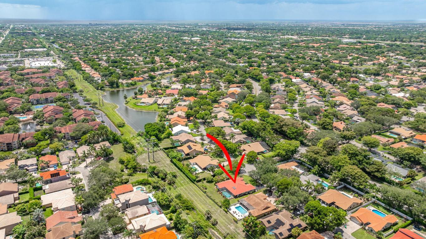 PINE RIDGE - Residential