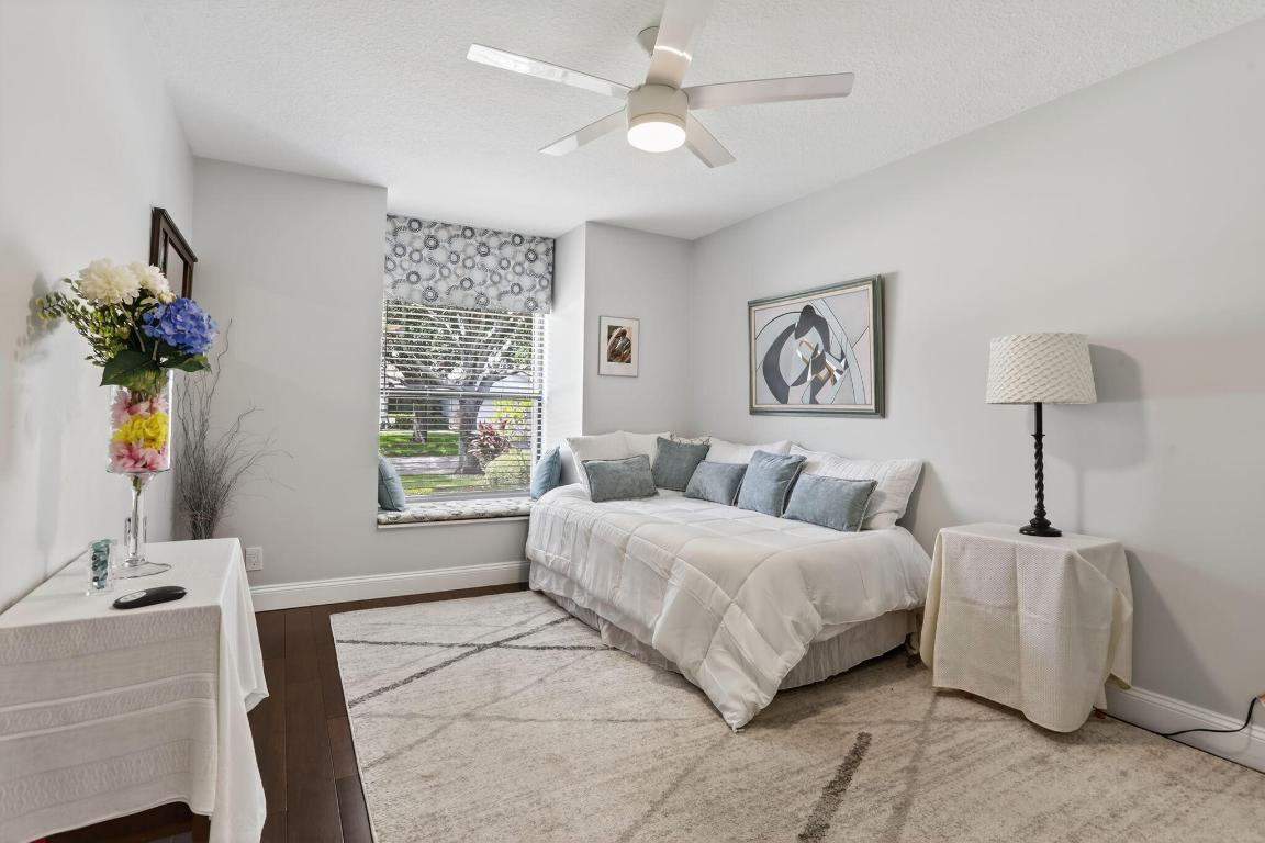 PINE RIDGE - Residential