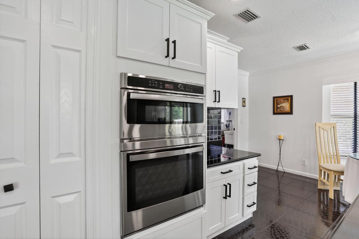 PINE RIDGE - Residential