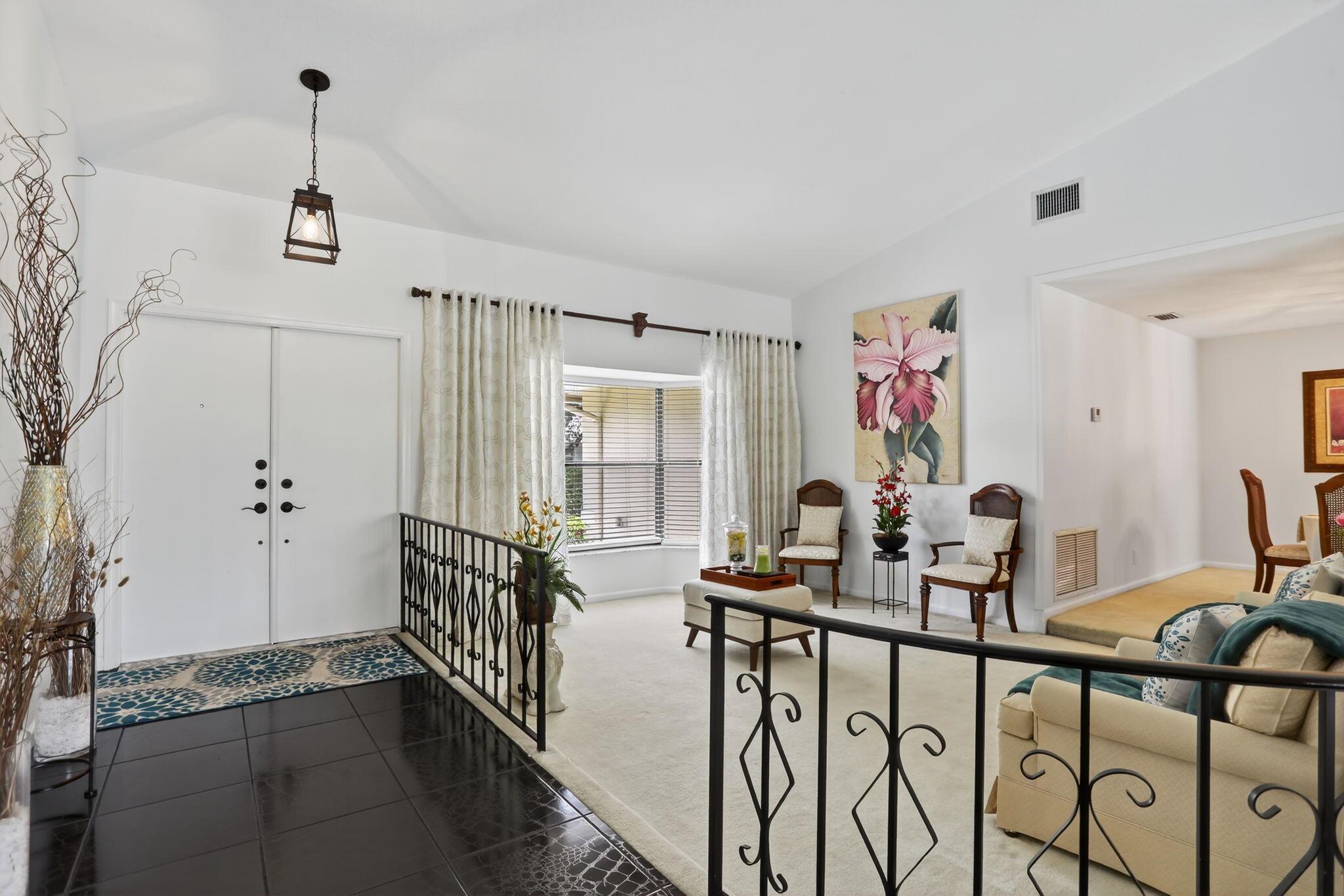 PINE RIDGE - Residential