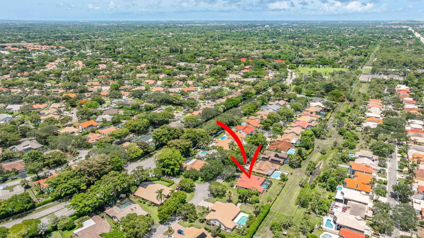 PINE RIDGE - Residential