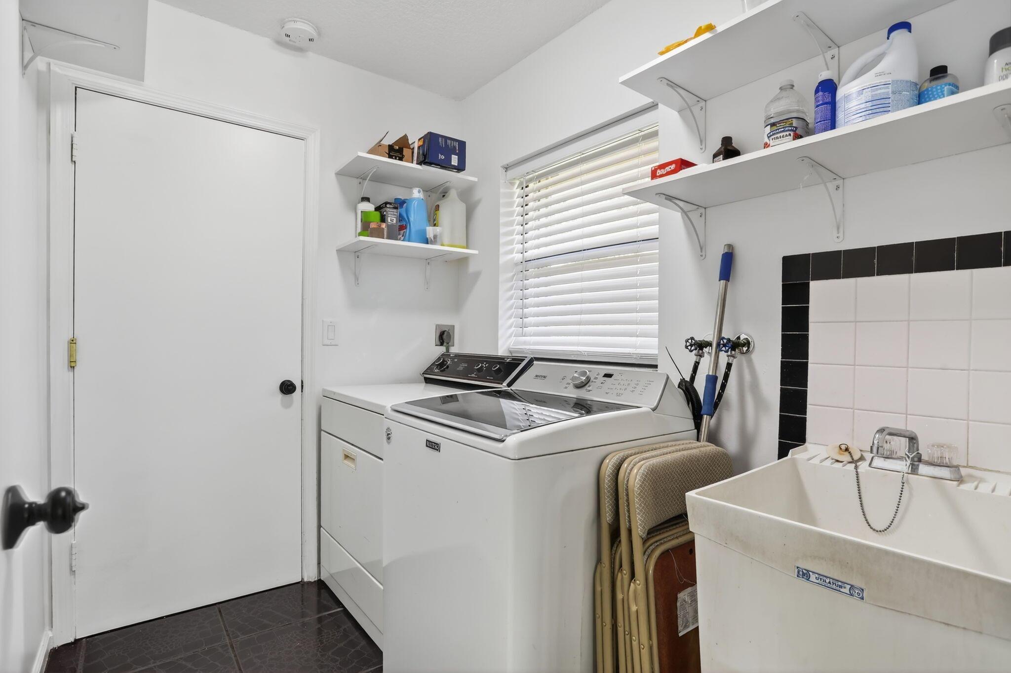 PINE RIDGE - Residential