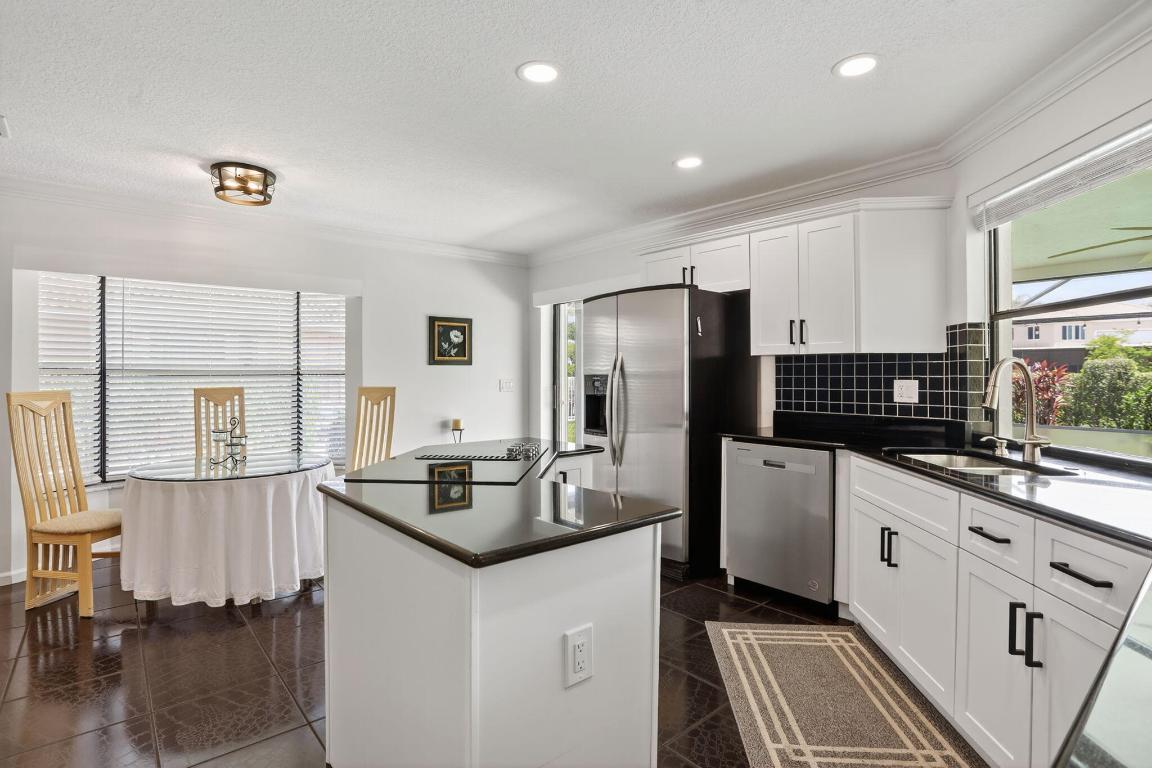 PINE RIDGE - Residential